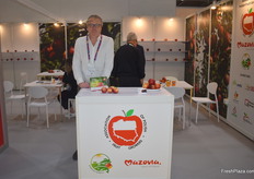 Mariusz Ziemski of Arctic fruits and vegetables, at the Polish Fruit Growers stand. This group represented Polish exporters such as Fruit Family, Galster, Arctic, Gala Fruit, Prima Group and Gala s.c.