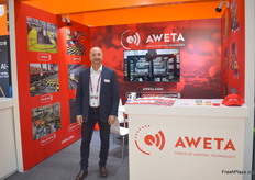 Howard McIntosh of Aweta. They saw a focus of Australians, New Zealanders and visitors from South East Asia at their booth.