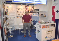 Todd Sanders, CEO of the Californian Blueberry Commission. They always look for new innovative ways to package blueberries, trying to reduce plastic. Todd stated he had seen a lot of potential during the trade fair.