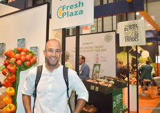 Apostolis Mylonakis of Greek organic fruit exporter Edem Fruits, visiting the FreshPlaza stand!