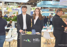 Ion and Tataru Dorina of Dor Fruct. They export plums, grapes, peaches and cherries to Germany, NL, Croatia and Austria.