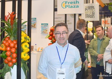Michael Franks of Seeka visiting the FreshPlaza stand!