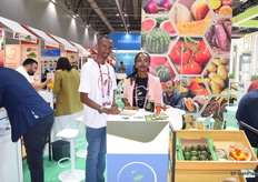 Jofrey Ombeni and Irene Undiri from the Tanzanian avocado exporter Onocado. They say the company is new to the Asian market but they see a potential business with China and India after participating to Asia Fruit Logistica.