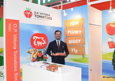 Salvatore Tomasi, president and marketing director of Vittoria Tomatoes, growing premium Sicilian tomatoes. The company is exhibiting for the first time at Asia Fruit Logistica.